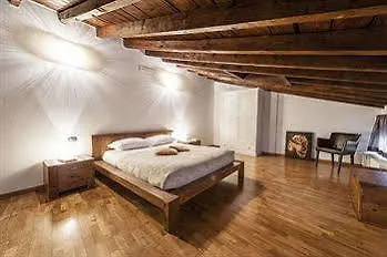 아파트 La Corte Dei Cappuccini